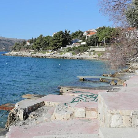 Apartments By The Sea Seget Vranjica, Trogir - 12915 Exterior photo